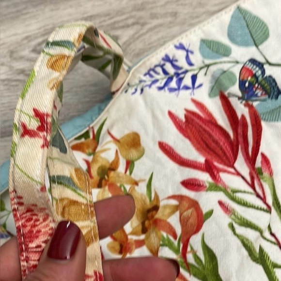 Estee Lauder Multicolor Floral Print Canvas Open Tote Bag Approximate 19" X 13" - Picture 10 of 10
